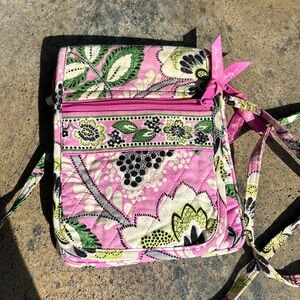 Vera Bradley small crossbody bag, 6.5”x8”